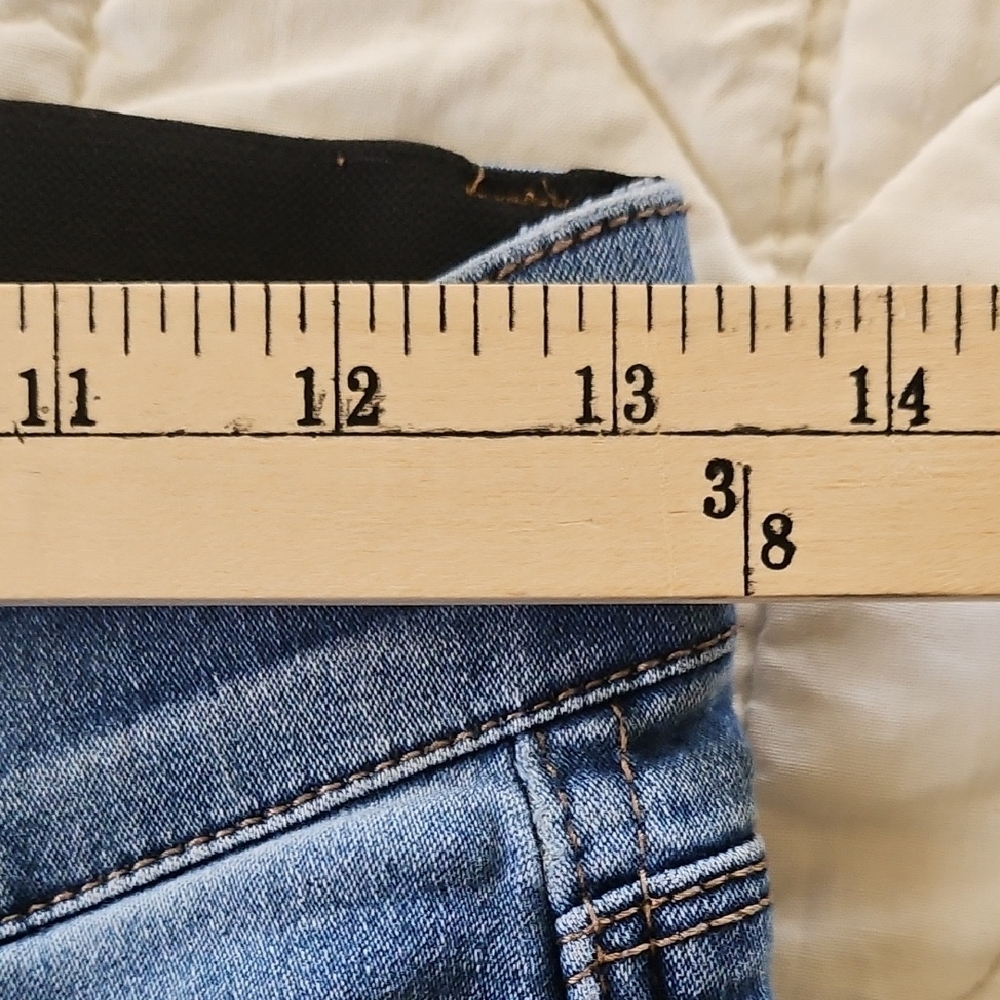 Curve Appeal Mid-Rise Skinny Jeans with Comfort Waistband - Picture 3 of 7